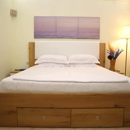 Villa Thassion-ikea Jacuzzi Hydromassage Astris