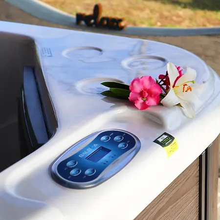 Thassion-ikea Jacuzzi Hydromassage ヴィラ アストリス