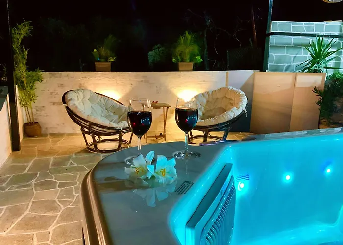 Villa Thassion-ikea Jacuzzi Hydromassage Astris